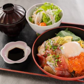 Seafood bowl [3 items in total] ⇒ 1740 yen