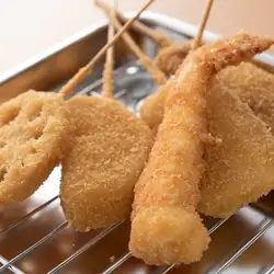 Standard set of 5 kushikatsu (deep-fried skewers)