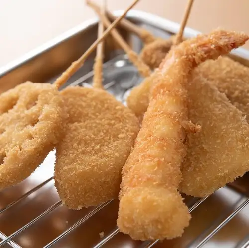 Standard set of 5 kushikatsu (deep-fried skewers)