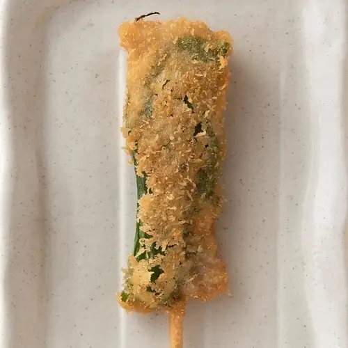 Chicken breast with perilla leaves