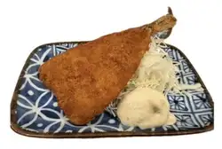 Fried horse mackerel with tartar sauce (1 piece)