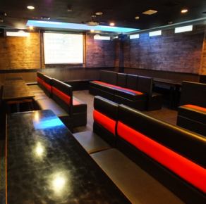 We can accommodate up to 400 people, making us one of the largest venues in the area! We also provide a projector, large screen, microphone, and DJ booth. Please feel free to contact us regarding the number of people, budget, date and time of use, etc. Shinjuku Private Party Space NOMORIZ ~Party Space NOMORIZ~