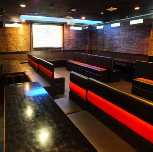 We can accommodate up to 400 people, making us one of the largest venues in the area! We also provide a projector, large screen, microphone, and DJ booth. Please feel free to contact us regarding the number of people, budget, date and time of use, etc. Shinjuku Private Party Space NOMORIZ ~Party Space NOMORIZ~