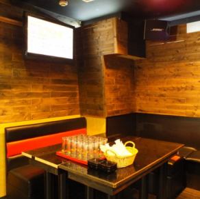 We can accommodate up to 400 people, making us one of the largest venues in the area! We also provide a projector, large screen, microphone, and DJ booth. Please feel free to contact us regarding the number of people, budget, date and time of use, etc. Shinjuku Private Party Space NOMORIZ ~Party Space NOMORIZ~