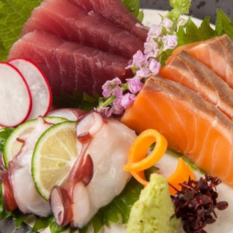 2ｈ飲み放題付き！旬のご当地メニューが楽しめる「呑みすぎコース」