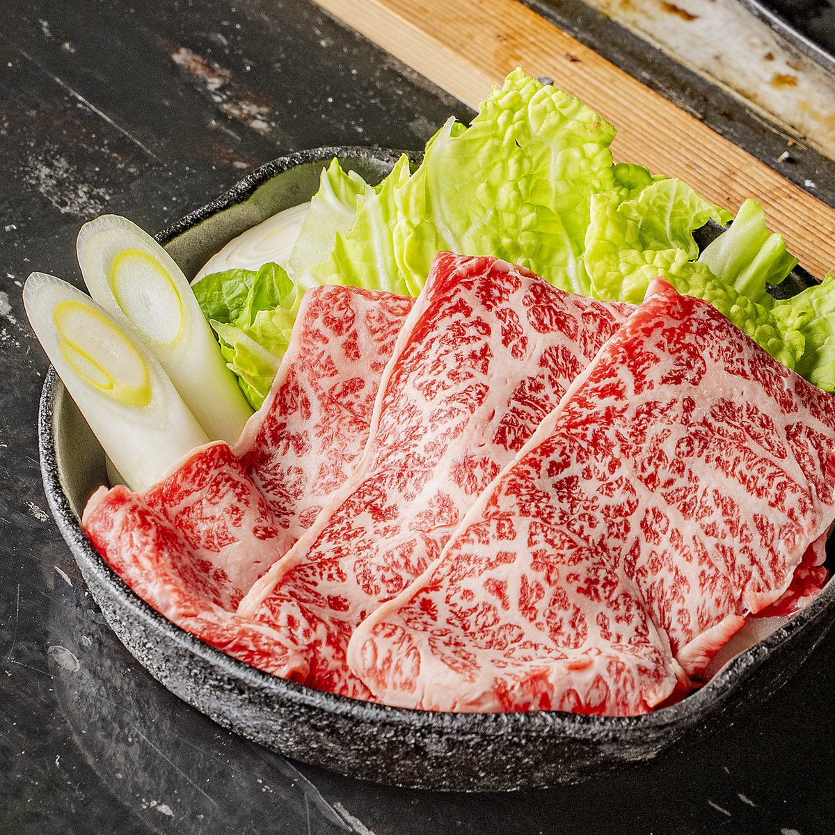 お料理全6品を飲み放題付き4000円(税込)で堪能できるコース有り