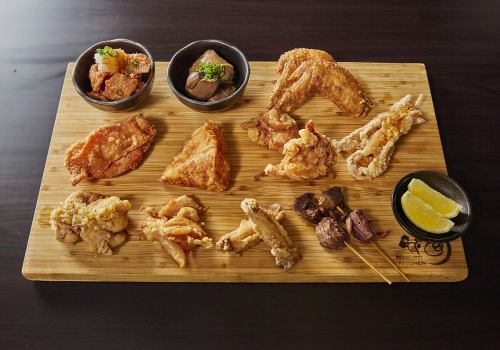 夜の名物「鶏肉全種盛り」
