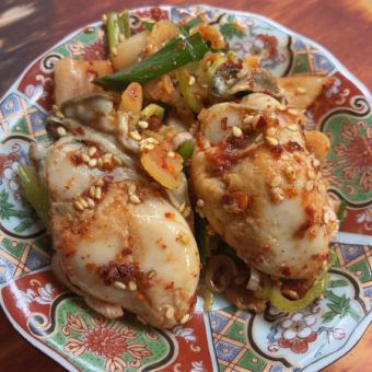 Steamed oyster kimchi (2 oysters)