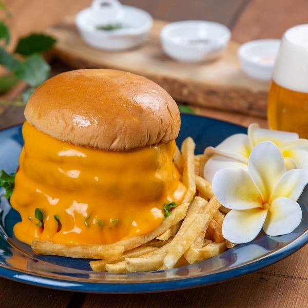★Lanapiaチーズバーガー