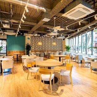 川崎駅前のラ チッタデッラに♪雰囲気◎ハワイアンカフェ