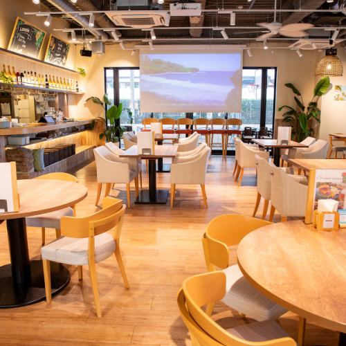 We also have the perfect facilities for after-parties and parties. We can accommodate 50 to 100 people!