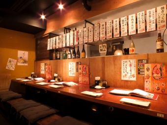 Side-by-side counter seats are also recommended for dates ♪