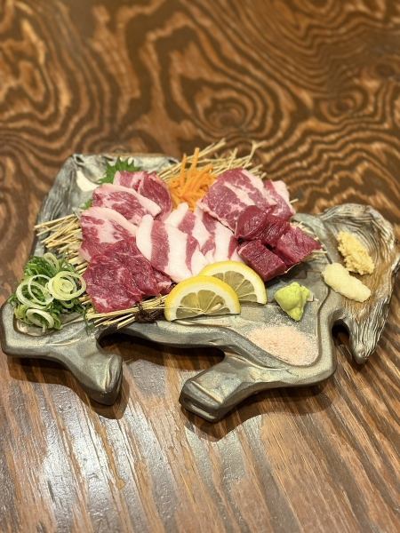 純国産生馬刺し 5種盛り