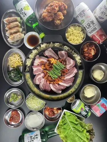 ご宴会は3500円飲み放題付