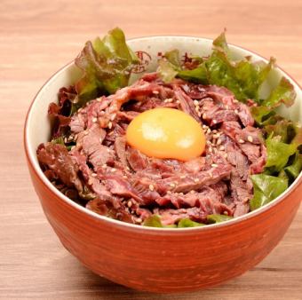 Yukhoe style beef rare steak bowl (with raw egg) 100g