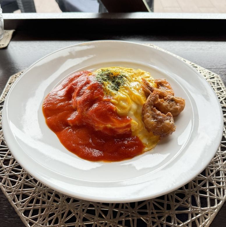 Garlic omelet rice with homemade tomato sauce