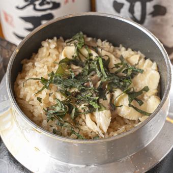 ☆〆の釜飯 鯛と大葉