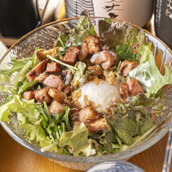 ゴロゴロベーコンのシーザーサラダ
