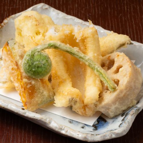 【揚げたてサクサク】蕎麦屋の本格天ぷら!活かした新鮮なアナゴを天ぷらに