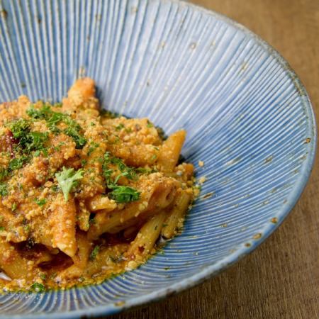 トマトと蛸のペンネプッタネスカ