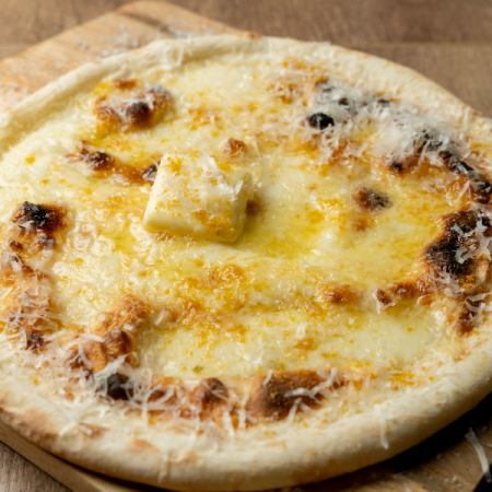 スペイン産ボッタルガ（カラスミ）とバター