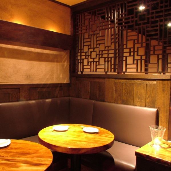 【Gongkong · Adult Girls 'Association】 Chic and adults' private room is suitable for 6 ~ 10 people.It is perfect for spending time with important people! There is also a bar counter seat that is easy for anyone to enter.Please come once.