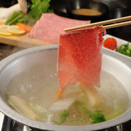 【특선 흑모 와규 샤브샤브 뷔페 코스】8250엔(부가세 포함)