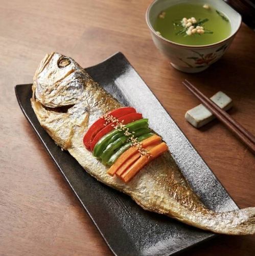 「麦熟成干しイシモチ定食」ポリグルビ ジョンシク