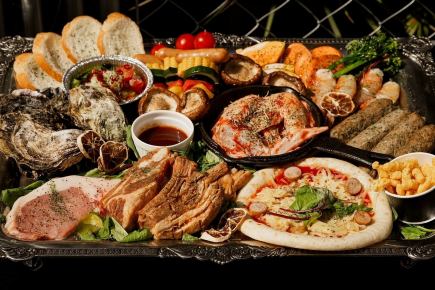 ビアガーデンB :季節限定!肉と海鮮のBBQコース 2時間飲み放題 5500円(税込)