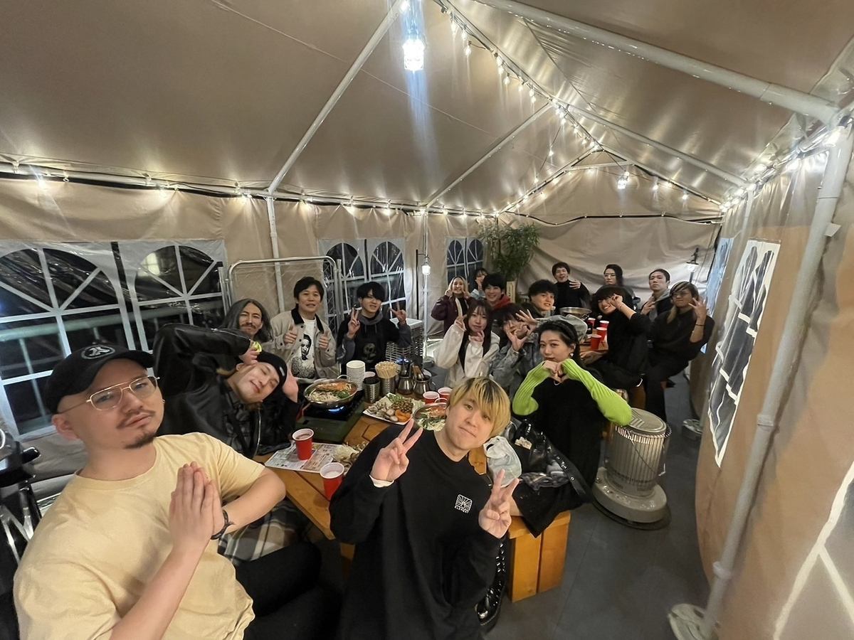 中山下の大人の遊び場中山下テラス！テラス空間をお楽しみ下さい