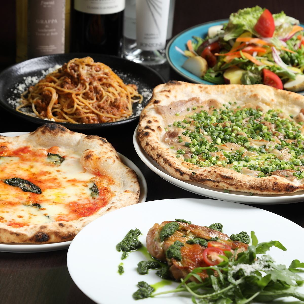 薪窯で焼くナポリピッツァやイタリア料理を、ぜひランチから♪