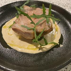 厚切りローストポーク　トンナートソース