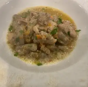 豚モツの白ワイン煮込み