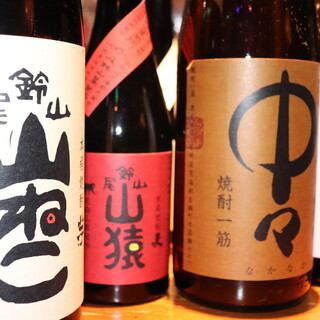 Kuroki Honten's authentic barley shochu "Naka Naka" is available for 6,500 yen per bottle.