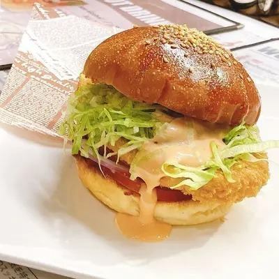 シャキサクッ！ロースカツバーガー