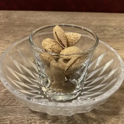 加州杏仁(帶殼)