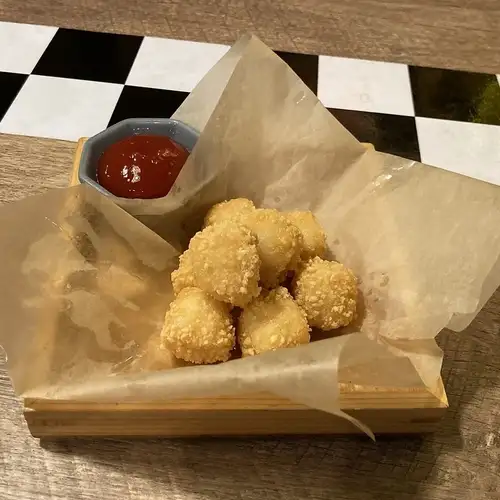 香脆炸起司球
