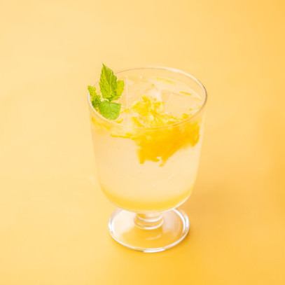 Noan original drink “Yuzu & Honey Sour”