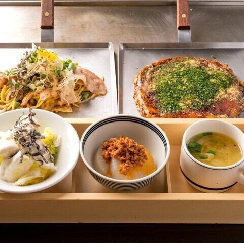 ランチは各種セットやソフトドリンク付のランチコースございます