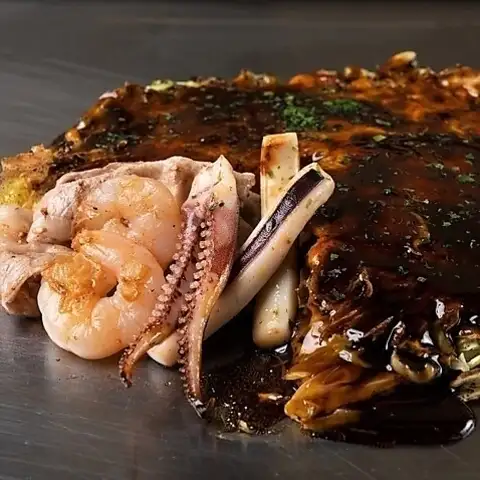 【經久不衰的美味！ 】一家深受喜愛50年的知名餐廳！韓式鐵板燒和大阪燒