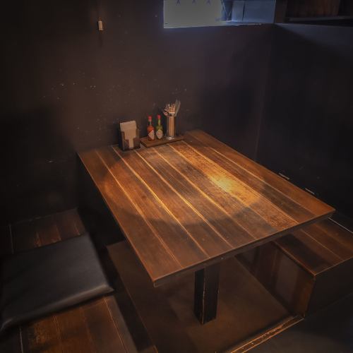 少人数で楽しむテーブル席