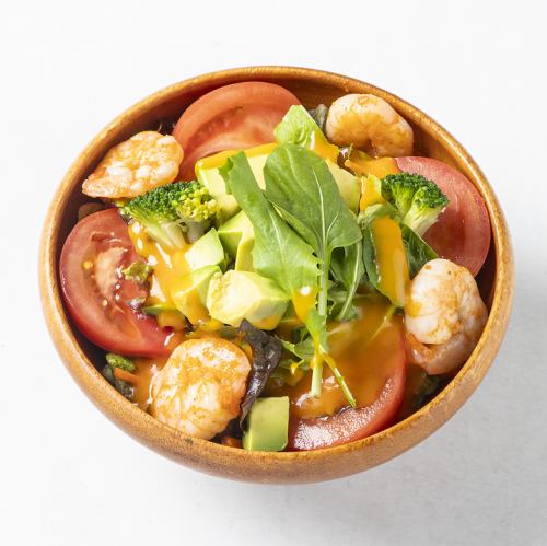 Shrimp avocado salad