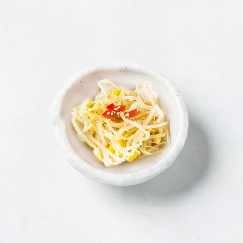 Bean sprouts namul