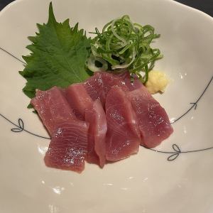 ダチョウ 赤身刺し/ダチョウ 砂ずり刺し