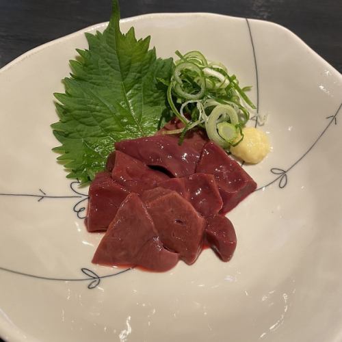 ダチョウ生レバー