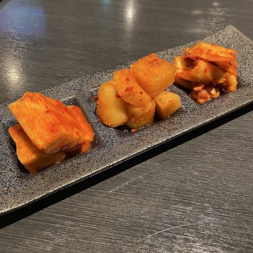 キムチ盛り合わせ