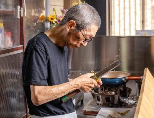 -“Kato-chan” has devoted more than 50 years to Japanese cuisine.