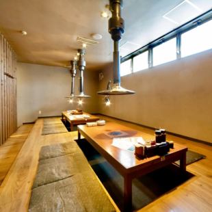 We have a tatami room that can accommodate up to 25 people!