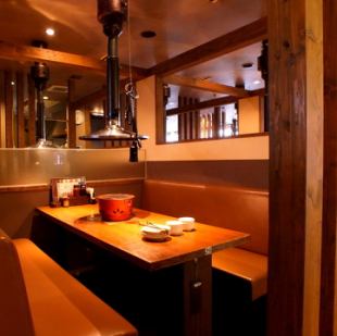 Since the table sofa seats are separated from the surroundings, it is also recommended for yakiniku date!
