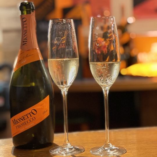 （数量限定）2025年12月24,25日 Xmas ライトコース　骨付きチキンのグリル　全５品　5500円